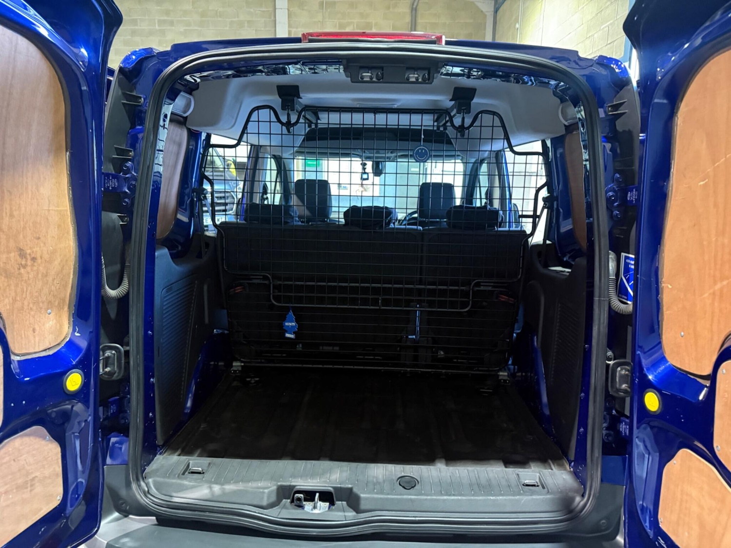 Used Ford Transit Connect 2017 for sale - 78019820: Photo 16