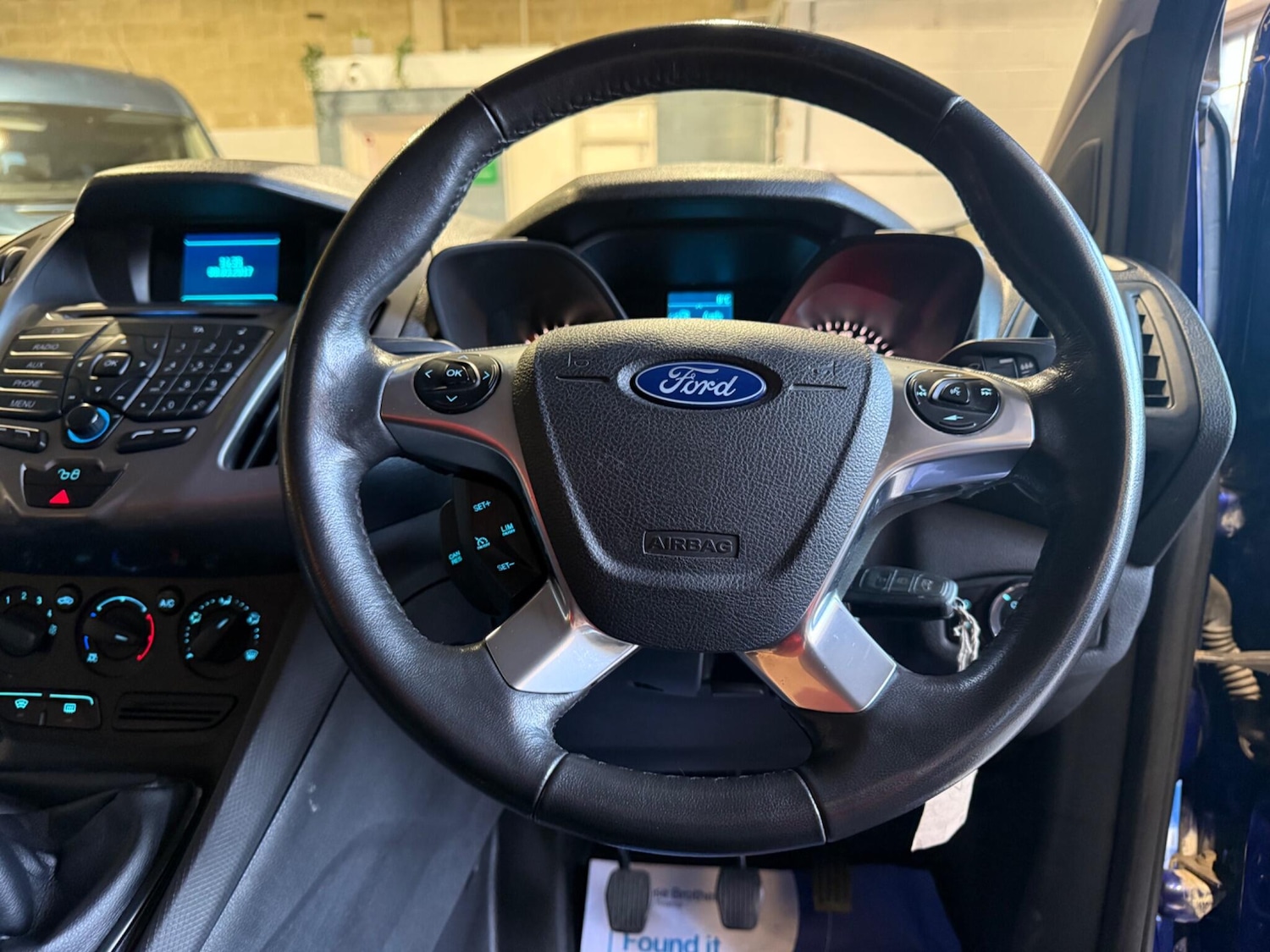 Used Ford Transit Connect 2017 for sale - 78019820: Photo 19