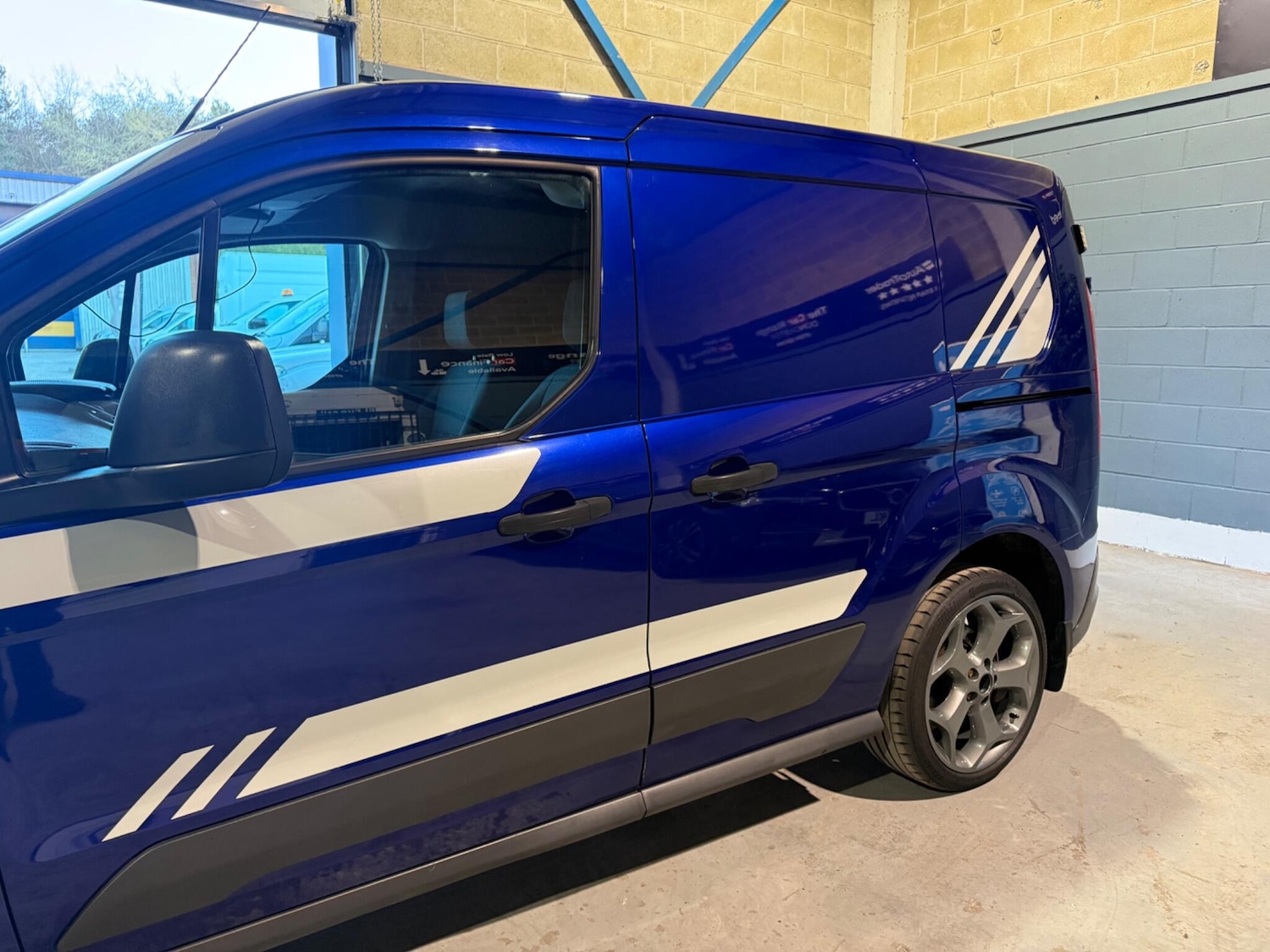 Used Ford Transit Connect 2017 for sale - 78019820: Photo 24