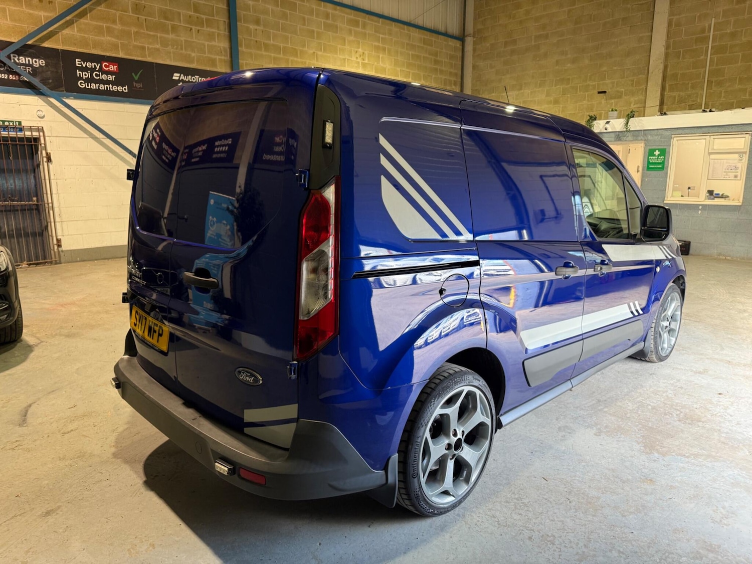 Used Ford Transit Connect 2017 for sale - 78019820: Photo 9