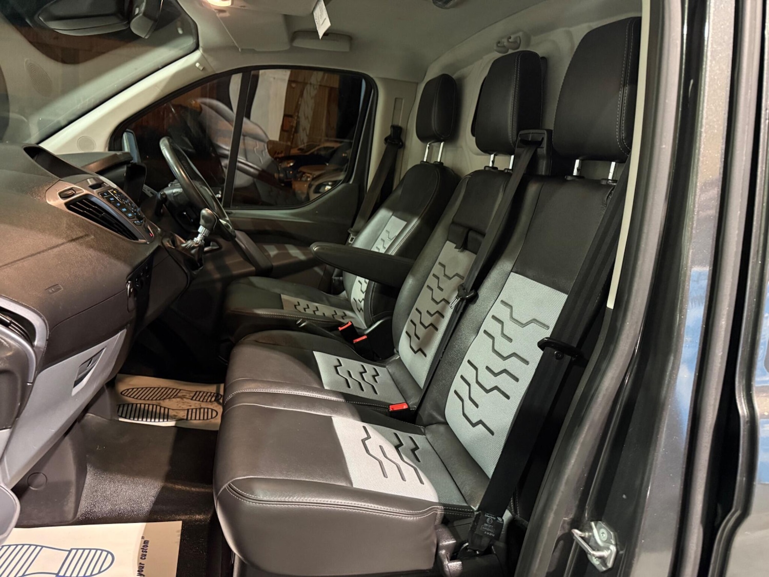 Used Ford Transit Custom 2015 for sale - 77550469: Photo 14