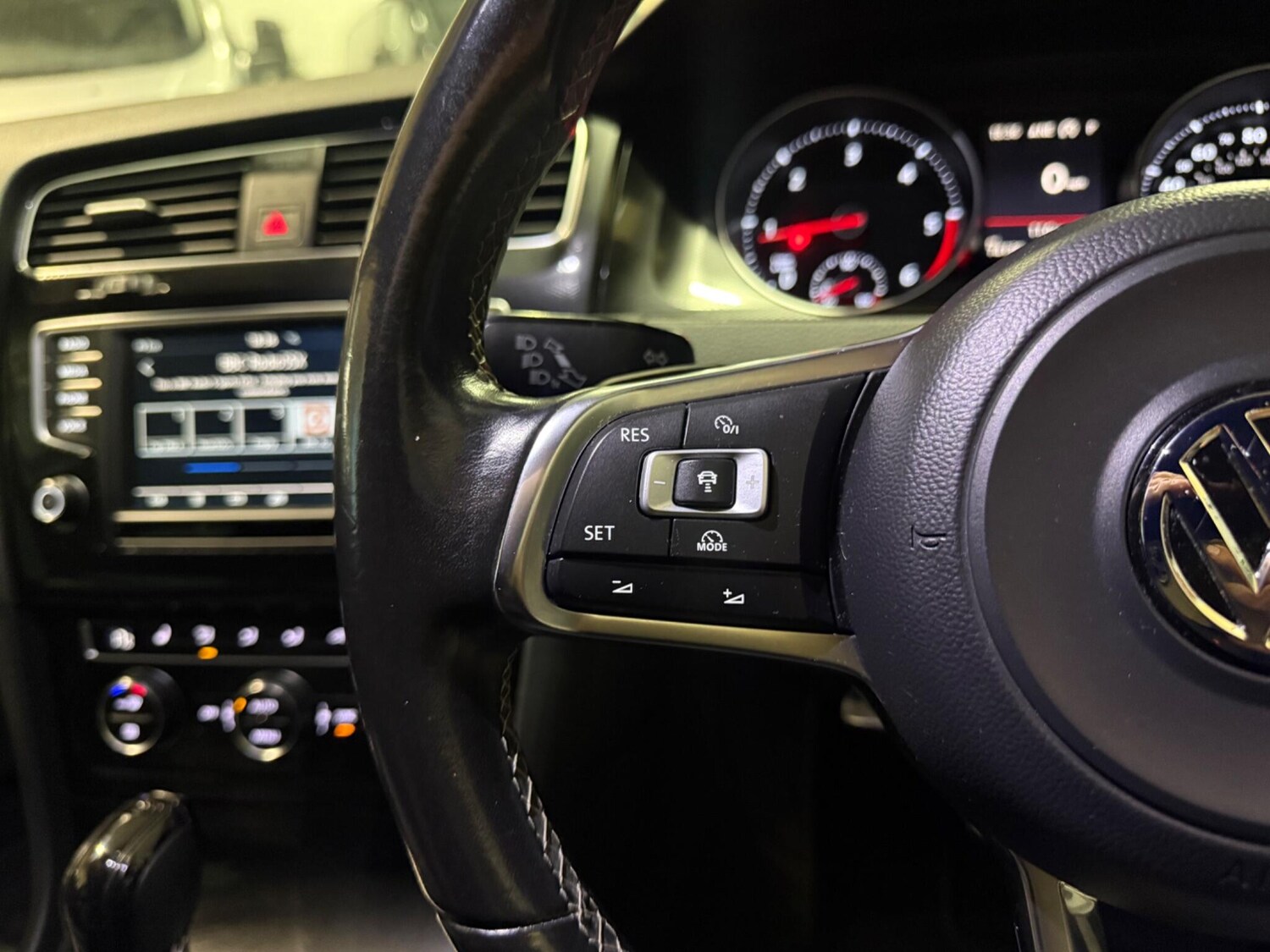 Used Volkswagen Golf 2016 for sale - 77723595: Photo 27