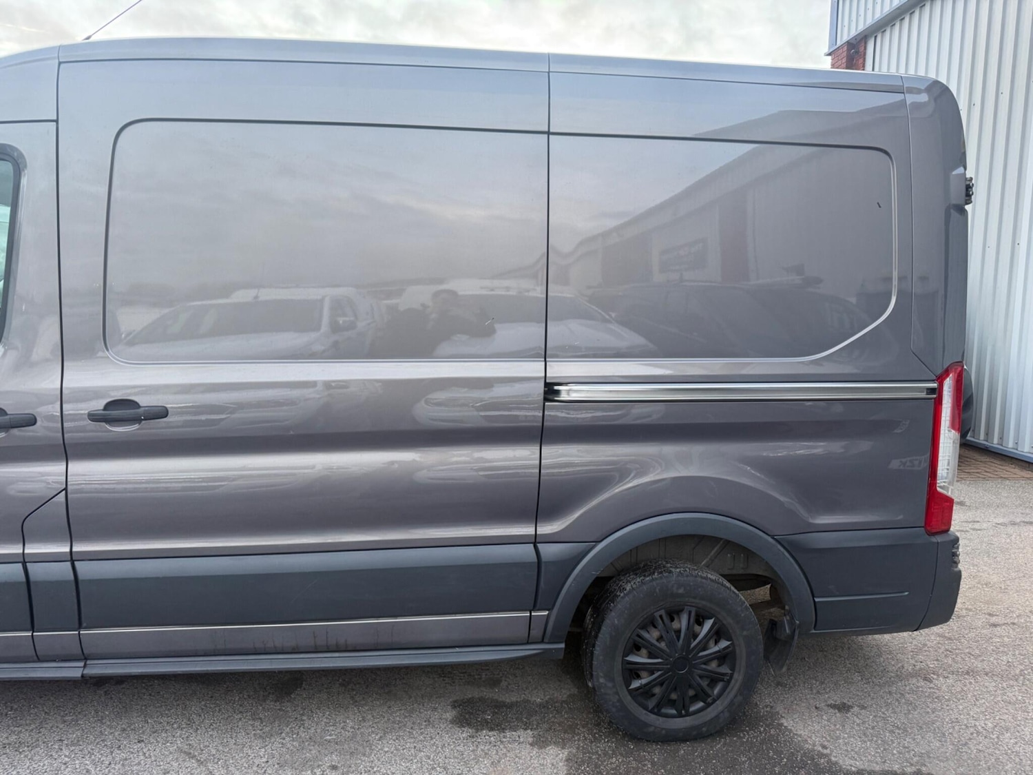 Used Ford Transit 2015 for sale - 77909395: Photo 2