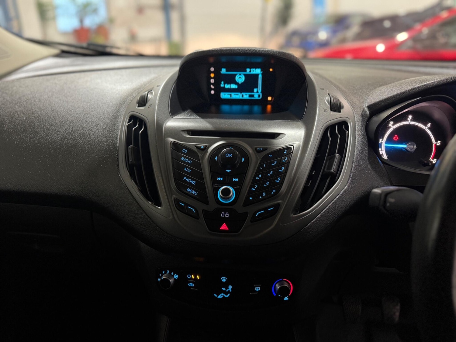 Used Ford Transit Courier 2014 for sale - 77330715: Photo 19