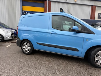Used Ford Transit Courier 2014 for sale - 77330715: Photo