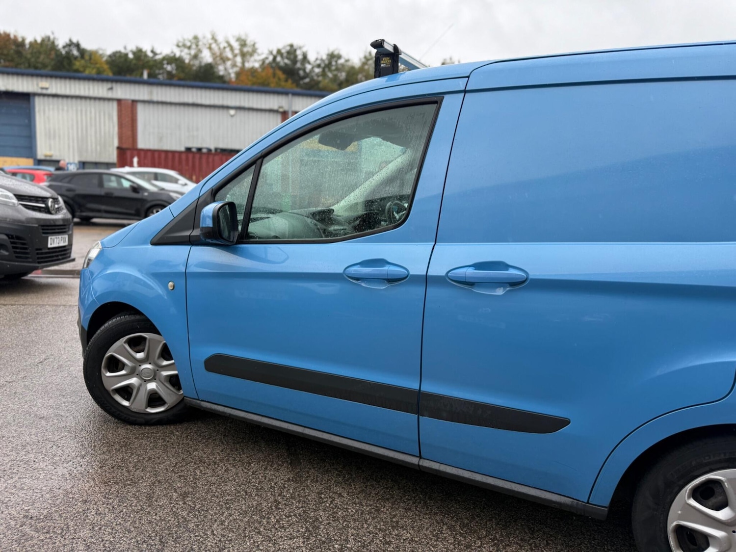 Used Ford Transit Courier 2014 for sale - 77330715: Photo 4