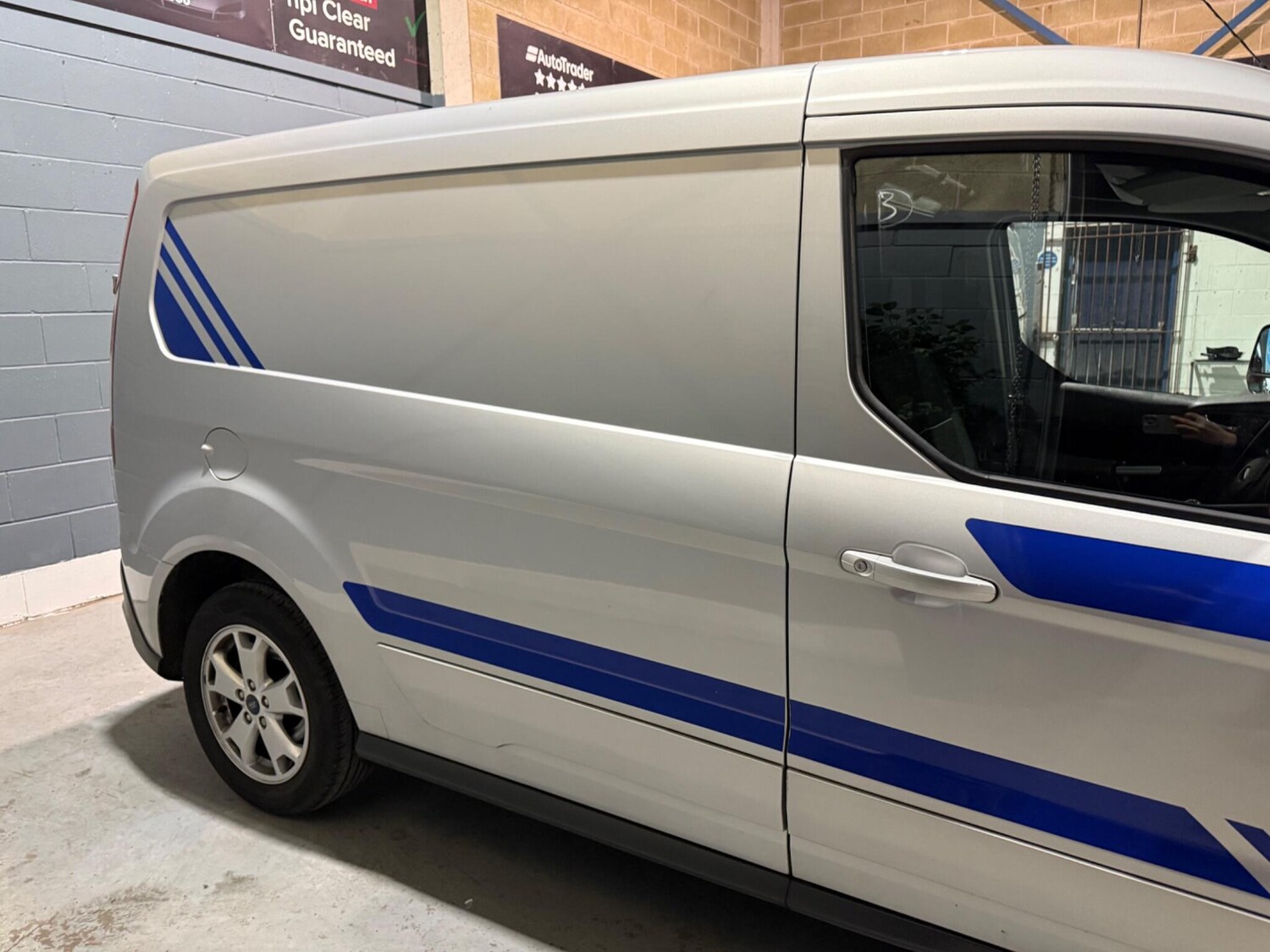 Used Ford Transit Connect 2015 for sale - 77657556: Photo 11