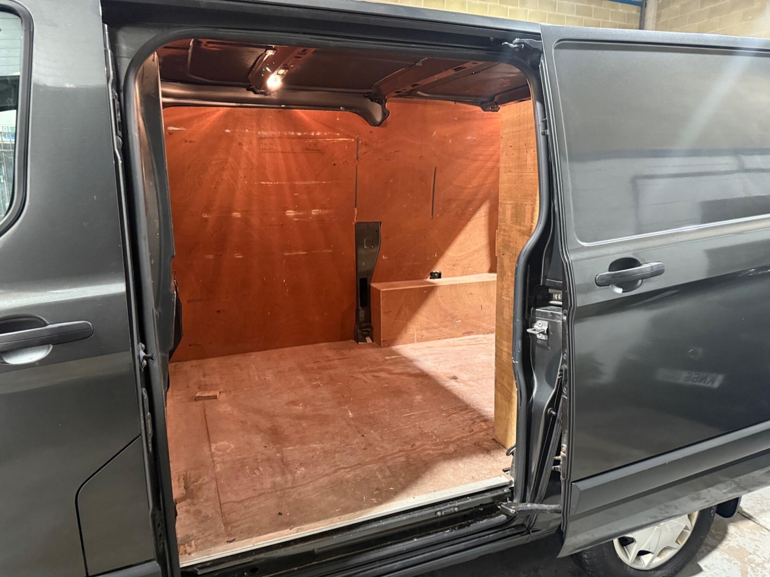 Used Ford Transit Custom 2016 for sale - 77155538: Photo 12