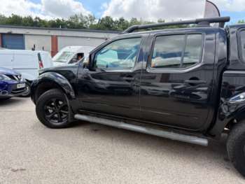 Used Nissan Navara 2013 for sale - 75199089: Photo