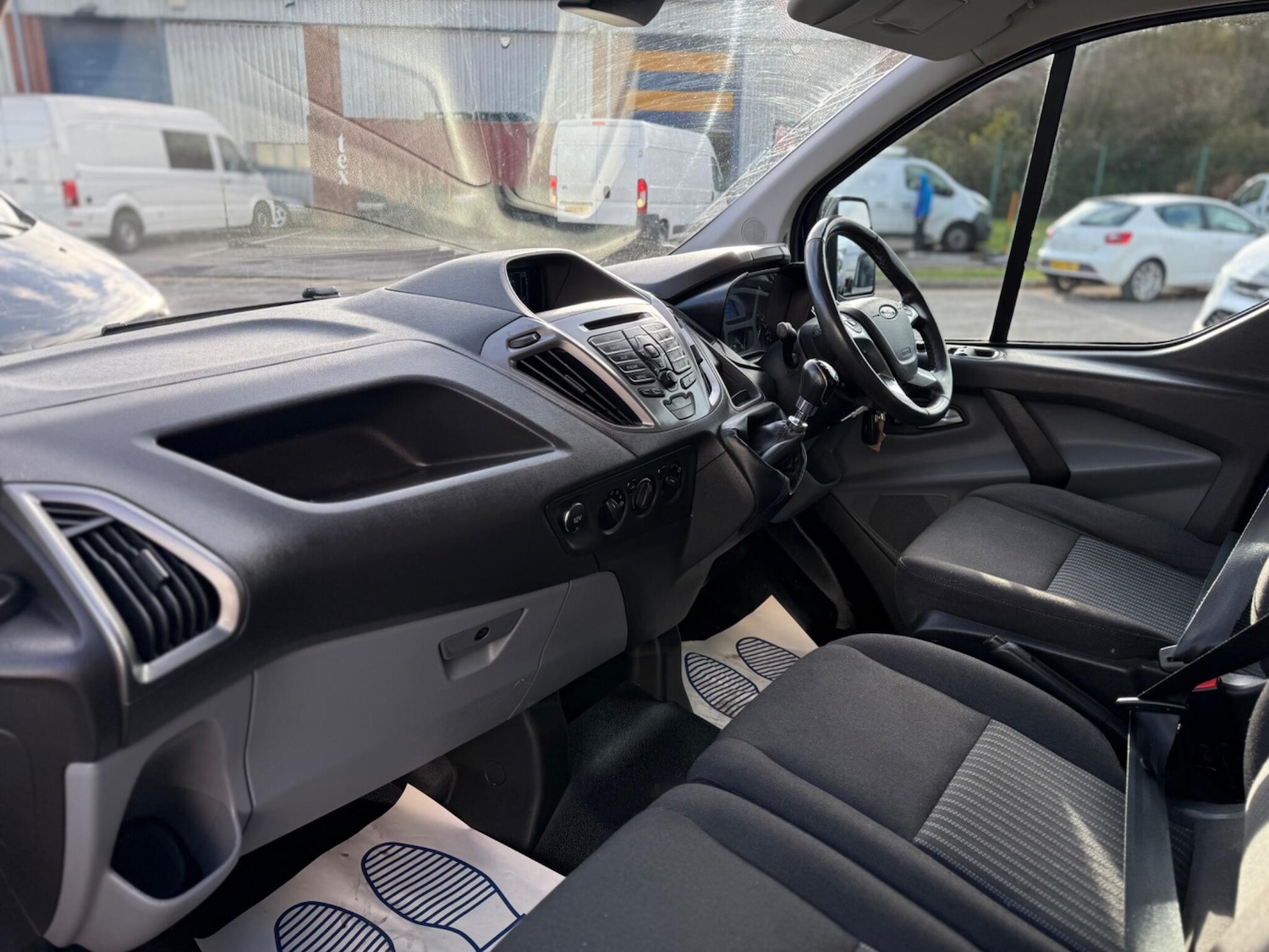 Used Ford Transit Custom 2015 for sale - 76634103: Photo 11