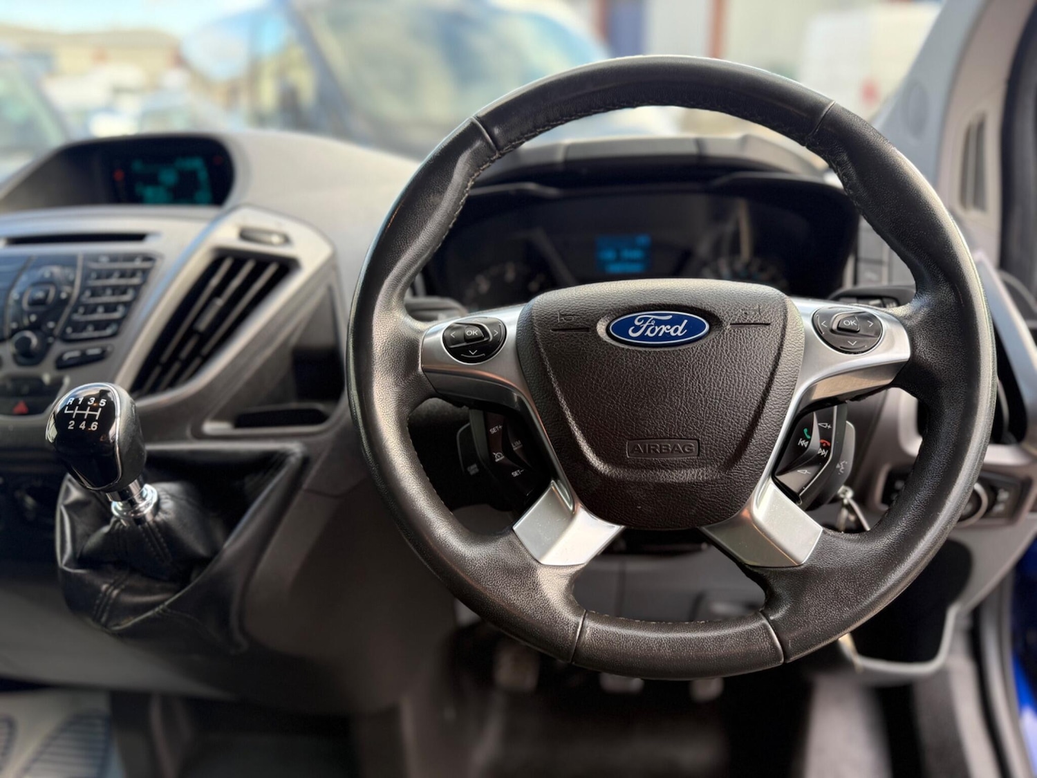 Used Ford Transit Custom 2015 for sale - 76634103: Photo 17