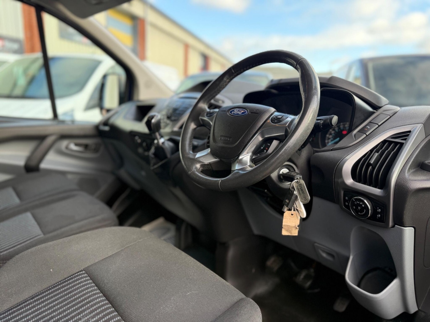 Used Ford Transit Custom 2015 for sale - 76634103: Photo 19