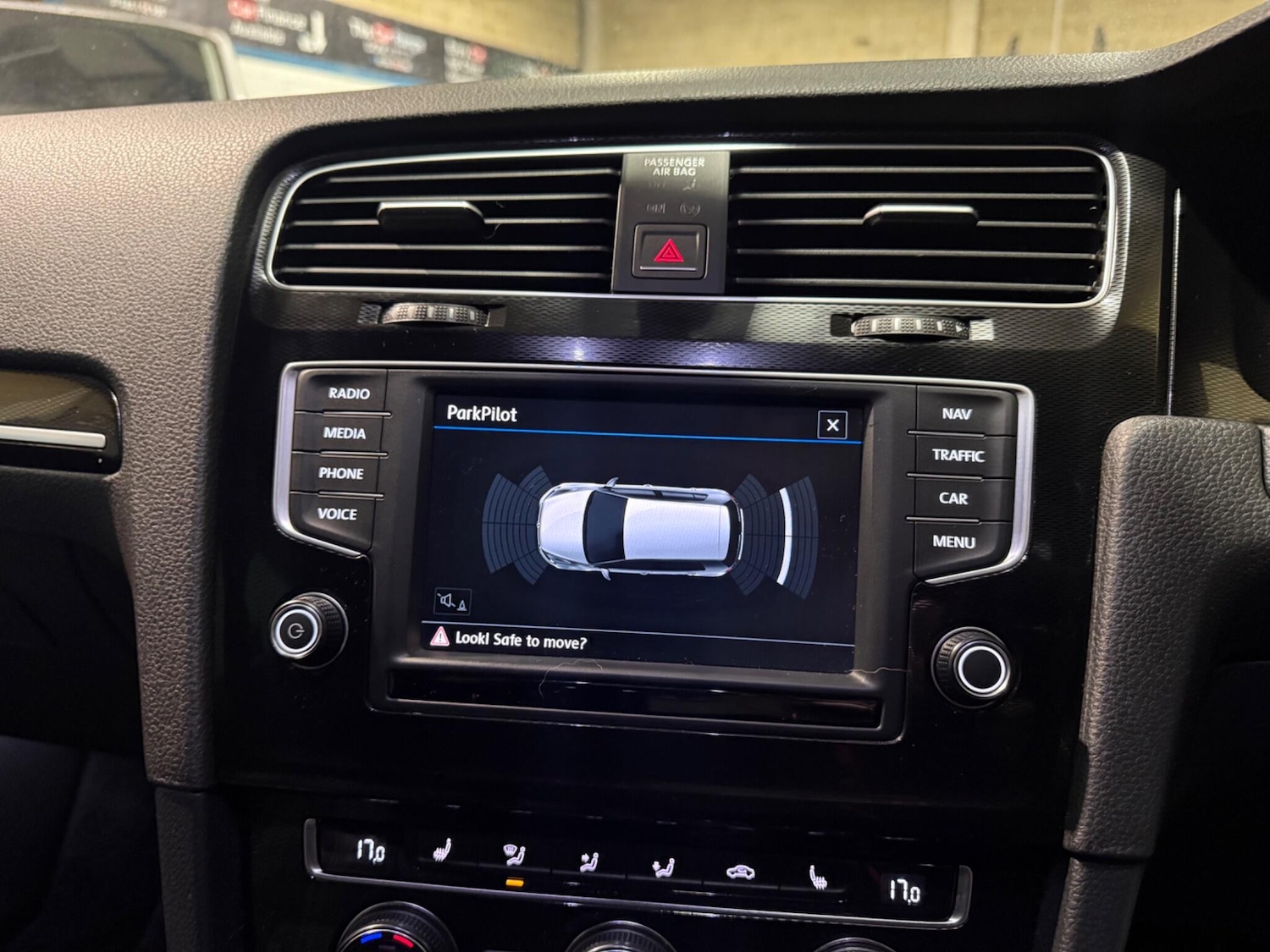 Used Volkswagen Golf 2016 for sale - 77784015: Photo 31