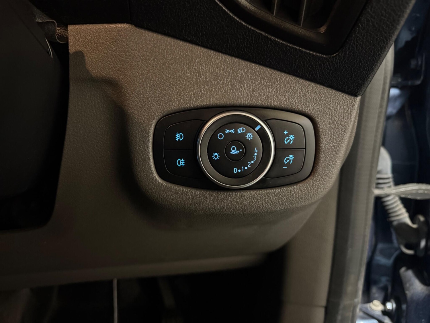 Used Ford Transit Connect 2018 for sale - 77155892: Photo 22