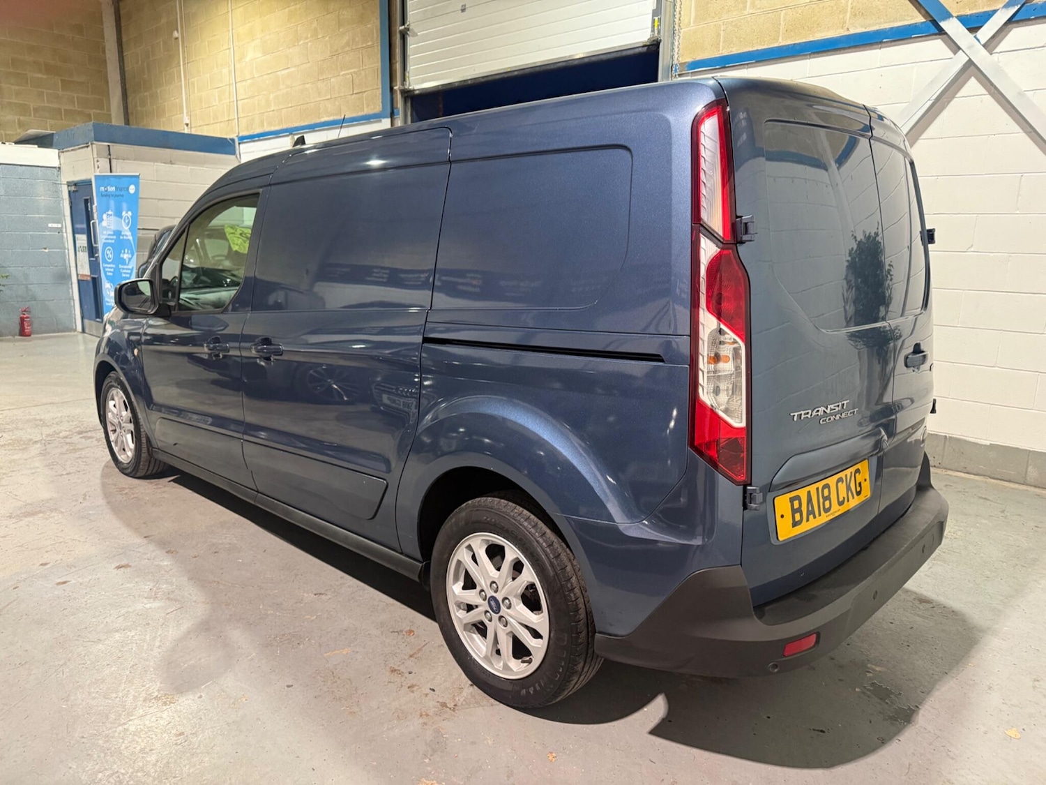 Used Ford Transit Connect 2018 for sale - 77155892: Photo 6