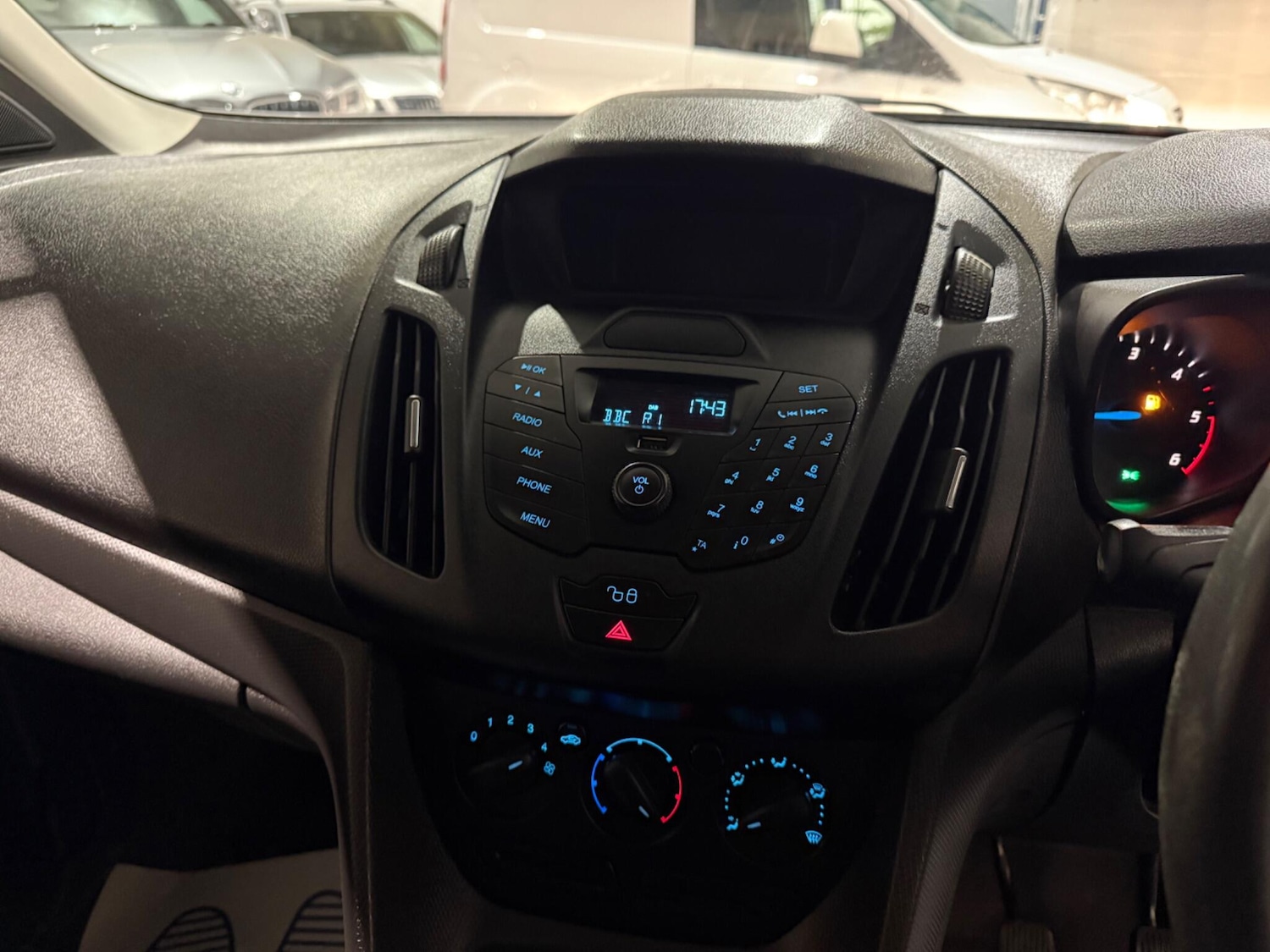 Used Ford Transit Connect 2016 for sale - 77425007: Photo 18