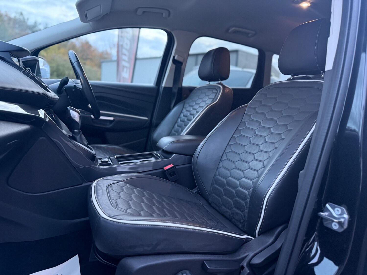 Used Ford Kuga 2016 for sale - 76361502: Photo 15