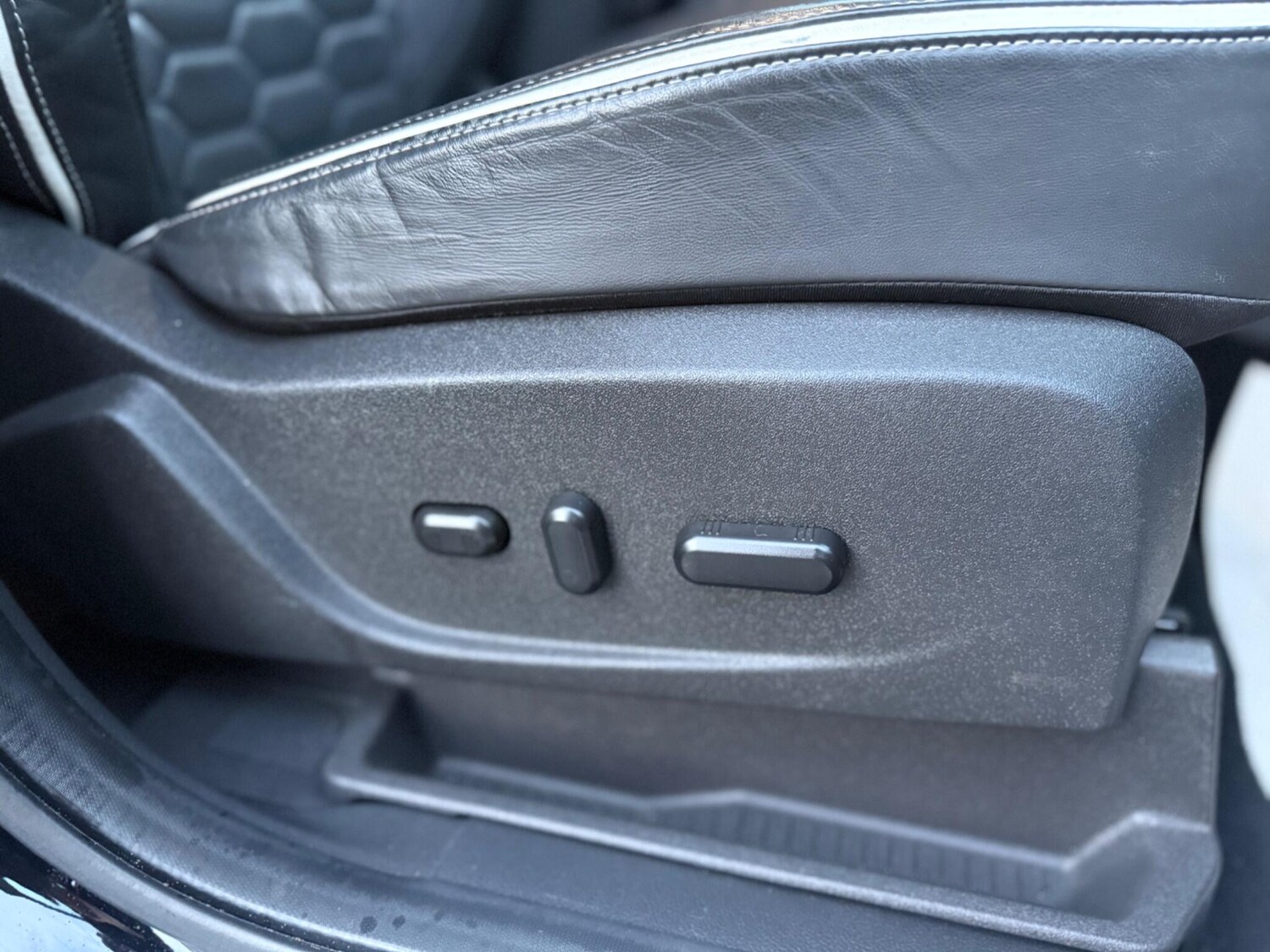 Used Ford Kuga 2016 for sale - 76361502: Photo 19