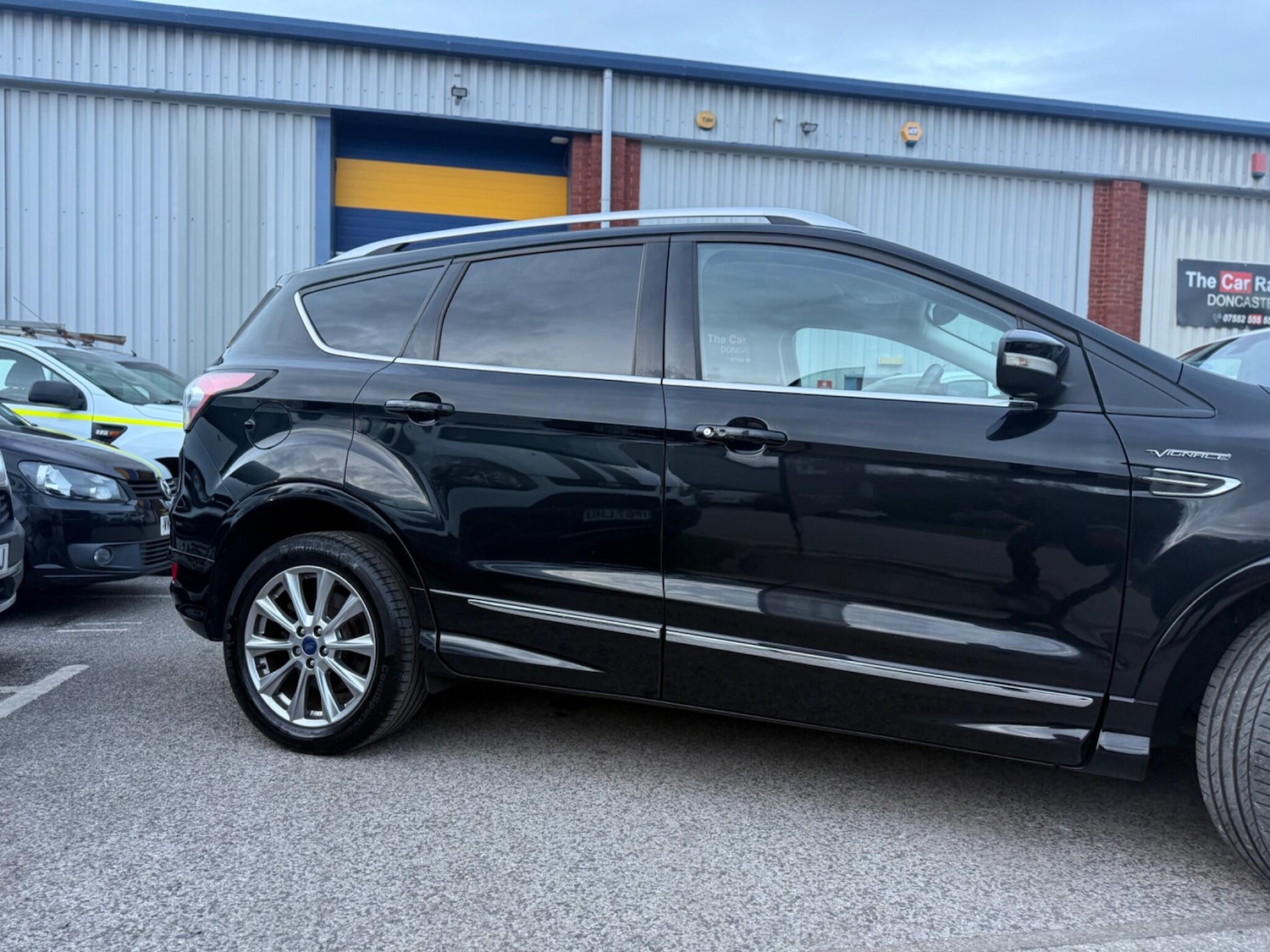 Used Ford Kuga 2016 for sale - 76361502: Photo 2