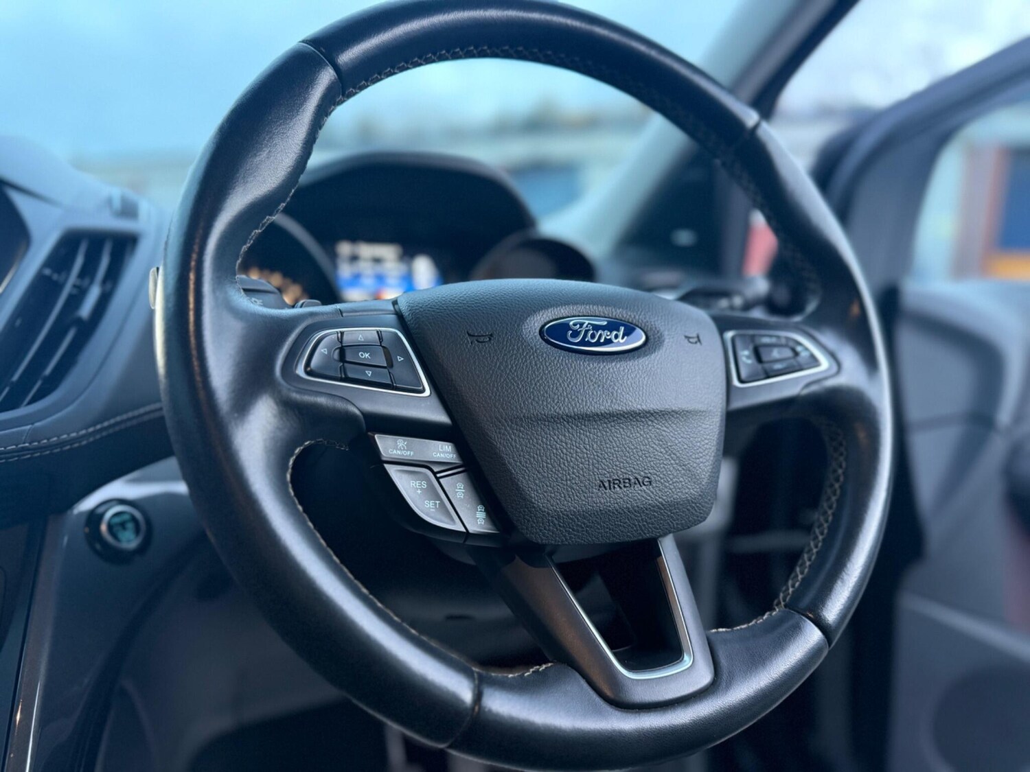 Used Ford Kuga 2016 for sale - 76361502: Photo 27