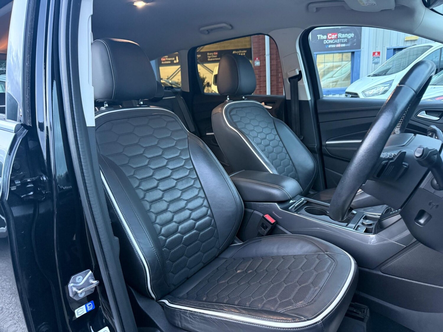 Used Ford Kuga 2016 for sale - 76361502: Photo 28