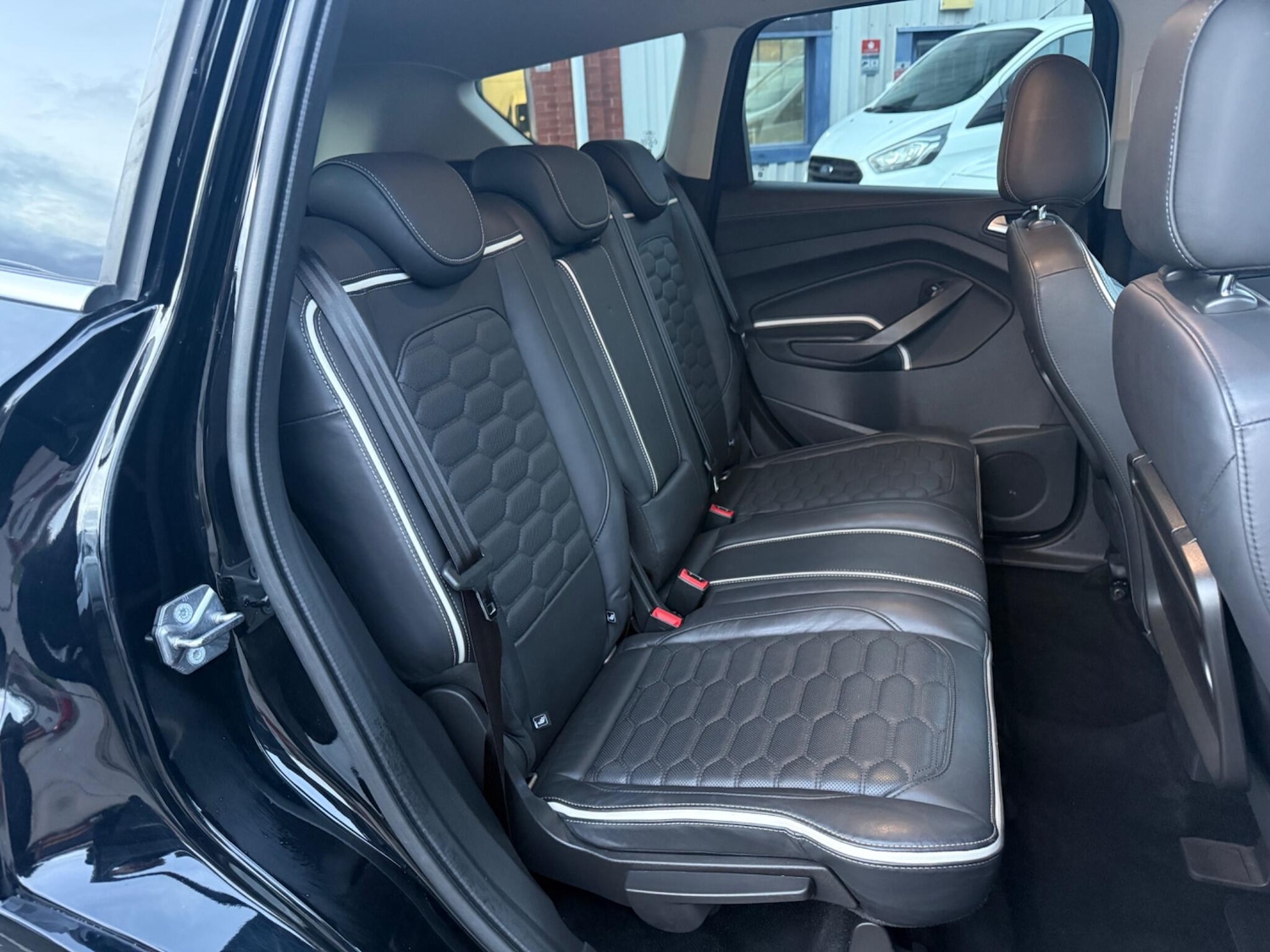 Used Ford Kuga 2016 for sale - 76361502: Photo 33