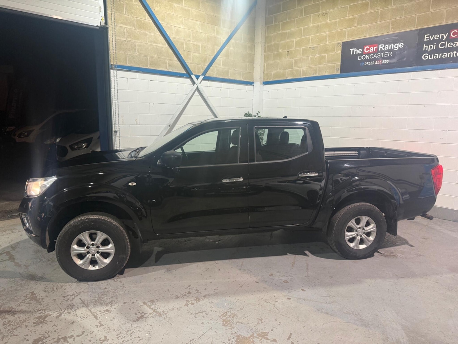 Used Nissan Navara 2019 for sale - 77229381: Photo 9