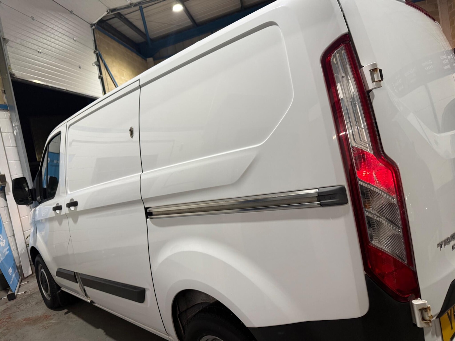 Used Ford Transit Custom 2015 for sale - 77143867: Photo 27