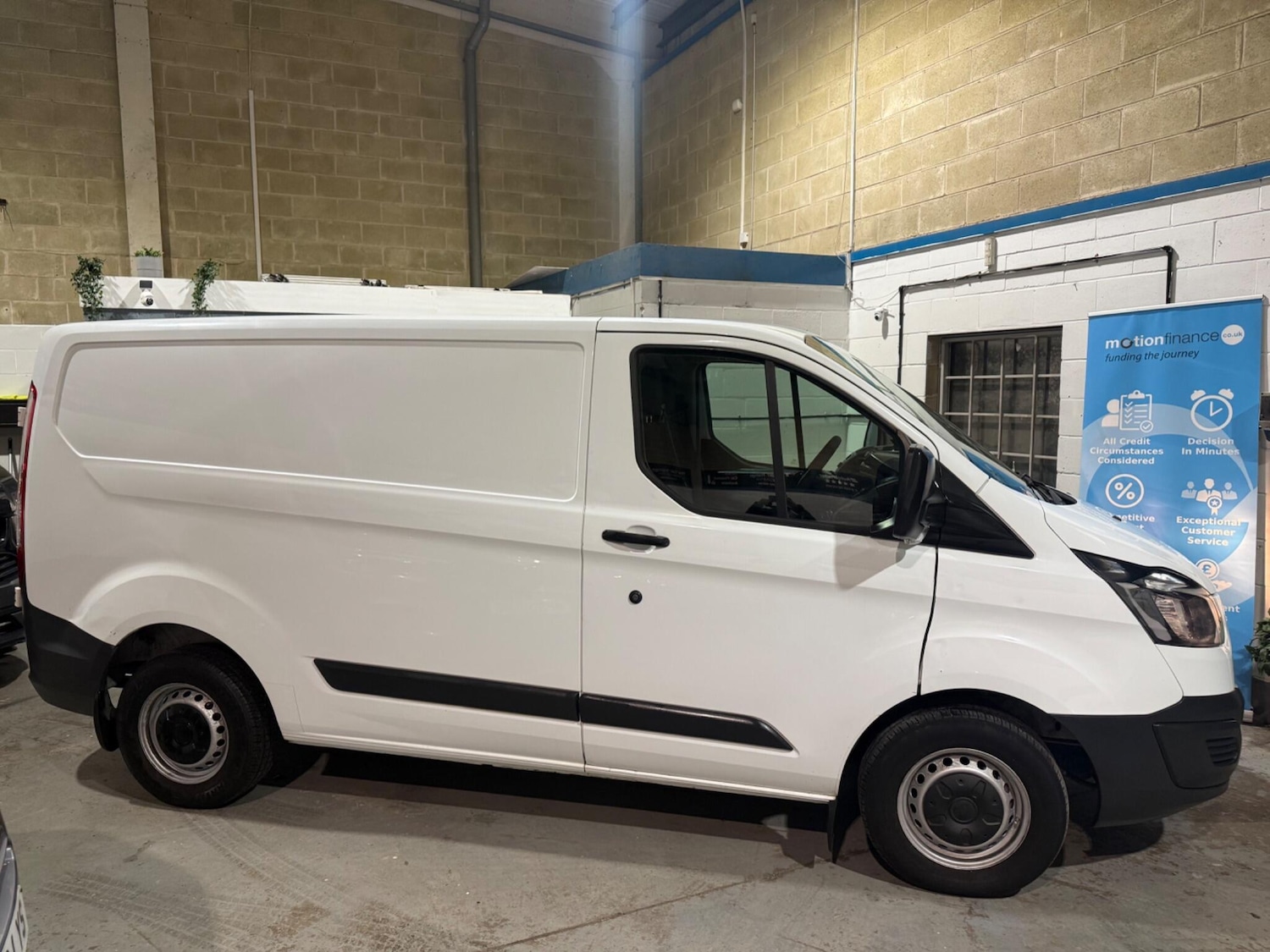 Used Ford Transit Custom 2015 for sale - 77143867: Photo 5