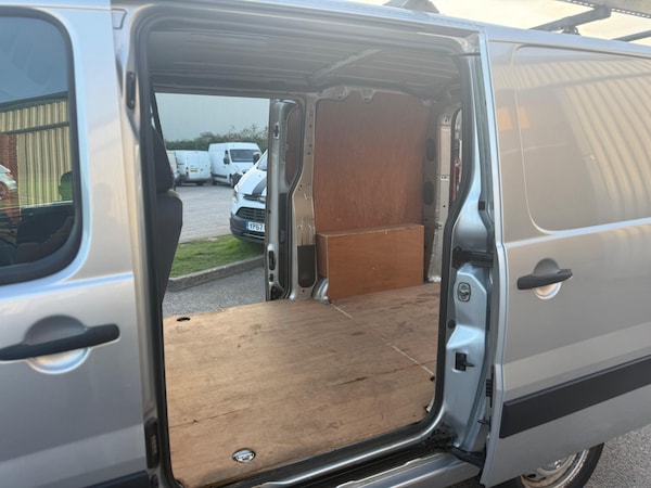 Used Citroen Dispatch 2015 for sale - 76247027: Photo 12