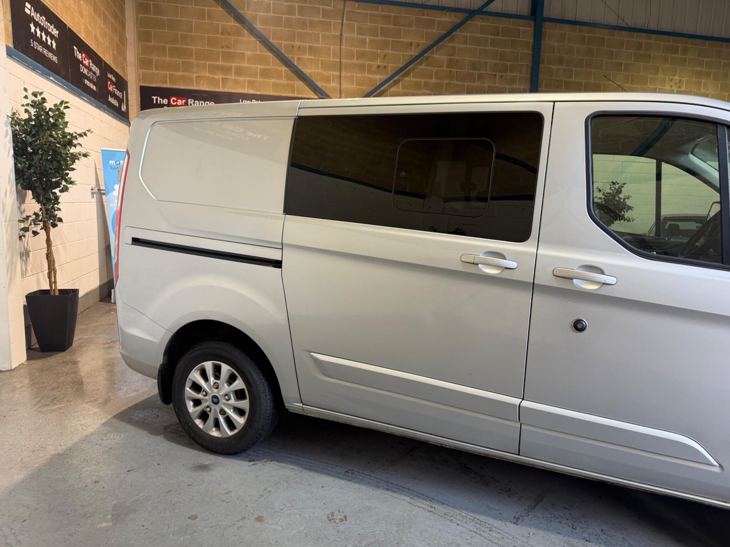 Used Ford Transit Custom 2018 for sale - 77237962: Photo 2