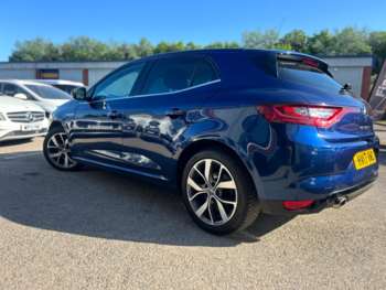 Used Renault Megane 2017 for sale - 74632279: Photo