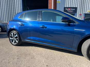 Used Renault Megane 2017 for sale - 74632279: Photo