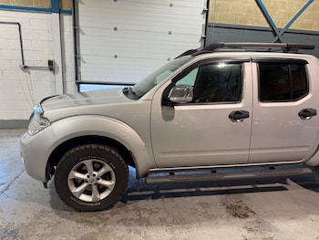 Used Nissan Navara 2014 for sale - 78307329: Photo