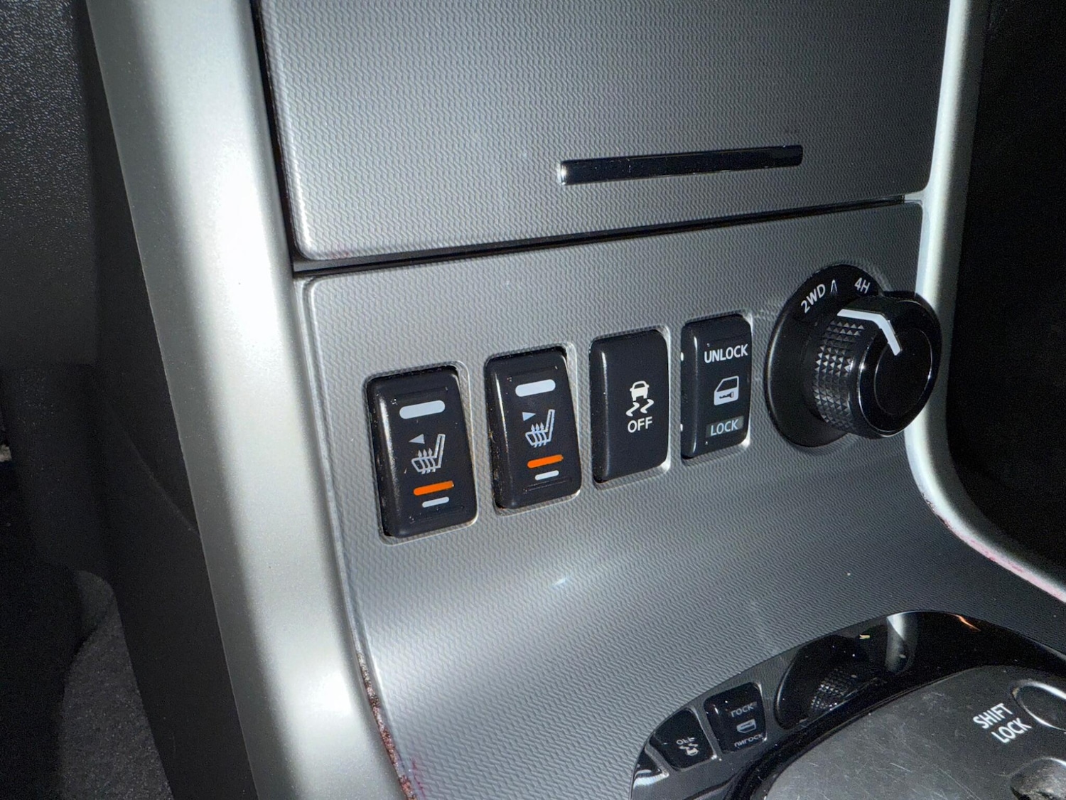 Used Nissan Navara 2014 for sale - 77537728: Photo 27