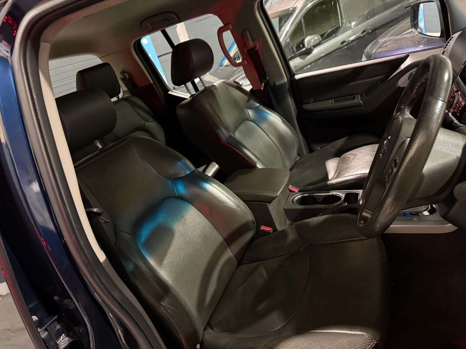 Used Nissan Navara 2014 for sale - 77537728: Photo 32