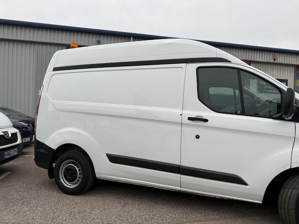 Used Ford Transit Custom 2016 for sale - 76109518: Photo 2