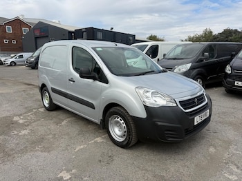 Used Peugeot Partner 2019 for sale - 79565807: Photo