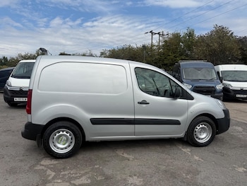Used Peugeot Partner 2019 for sale - 79565807: Photo