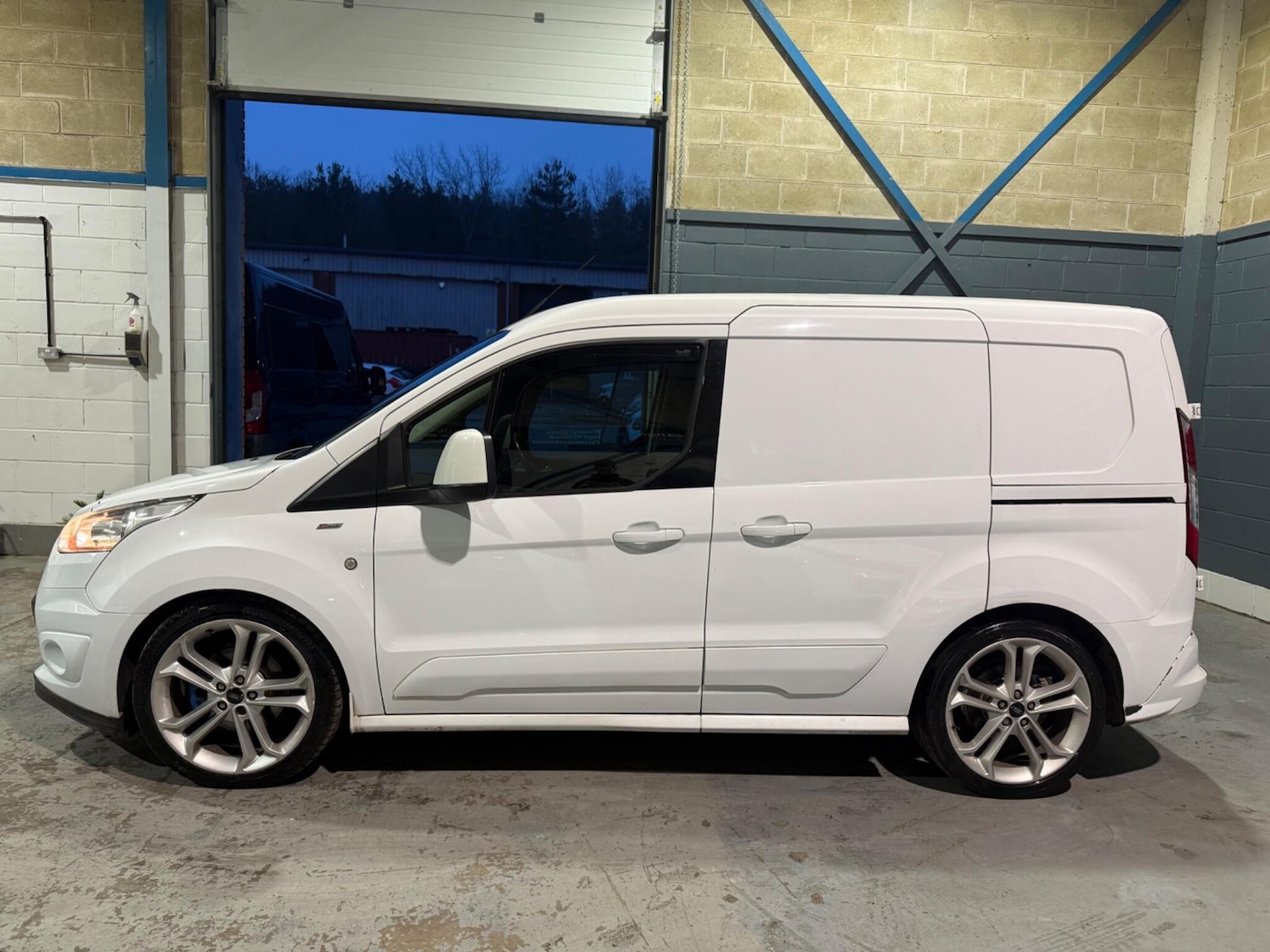 Used Ford Transit Connect 2015 for sale - 77425913: Photo 6