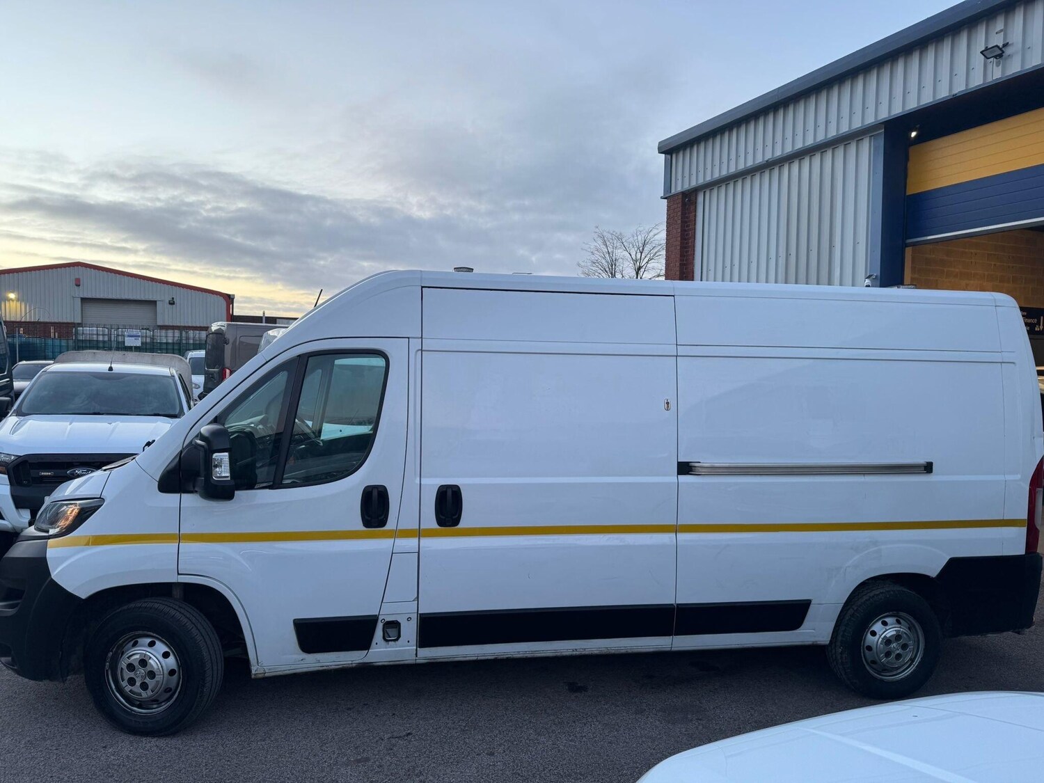 Used Peugeot Boxer 2022 for sale - 77737706: Photo 5