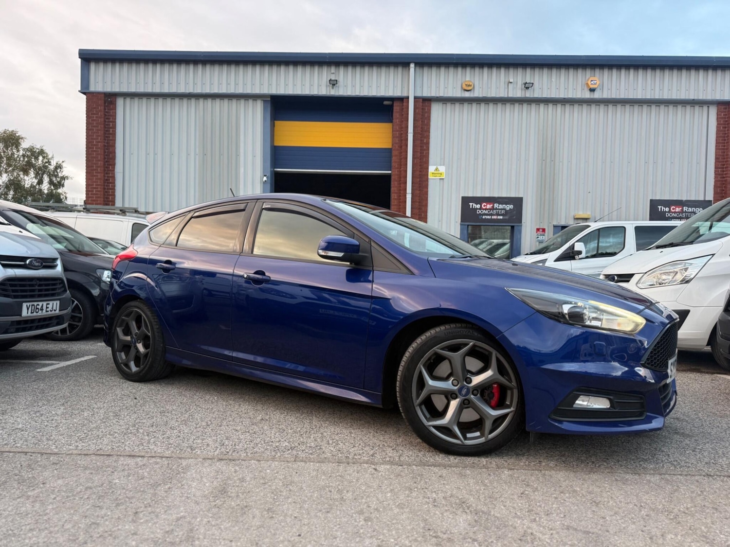 Used Ford Focus 2017 for sale - 76337148: Photo 1