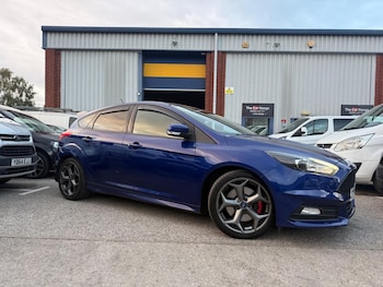 2017 (17) - 2.0 TDCi ST-3 Euro 6 (s/s) 5dr