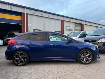 Used Ford Focus 2017 for sale - 76337148: Photo