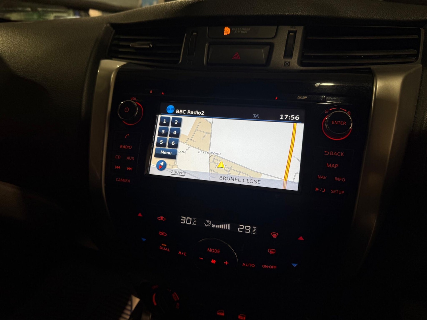 Used Nissan Navara 2018 for sale - 77215682: Photo 38