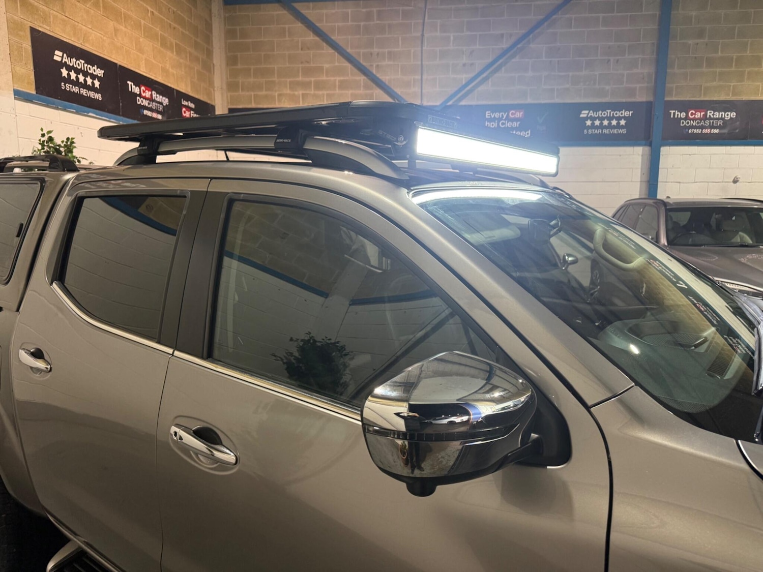 Used Nissan Navara 2018 for sale - 77215682: Photo 45