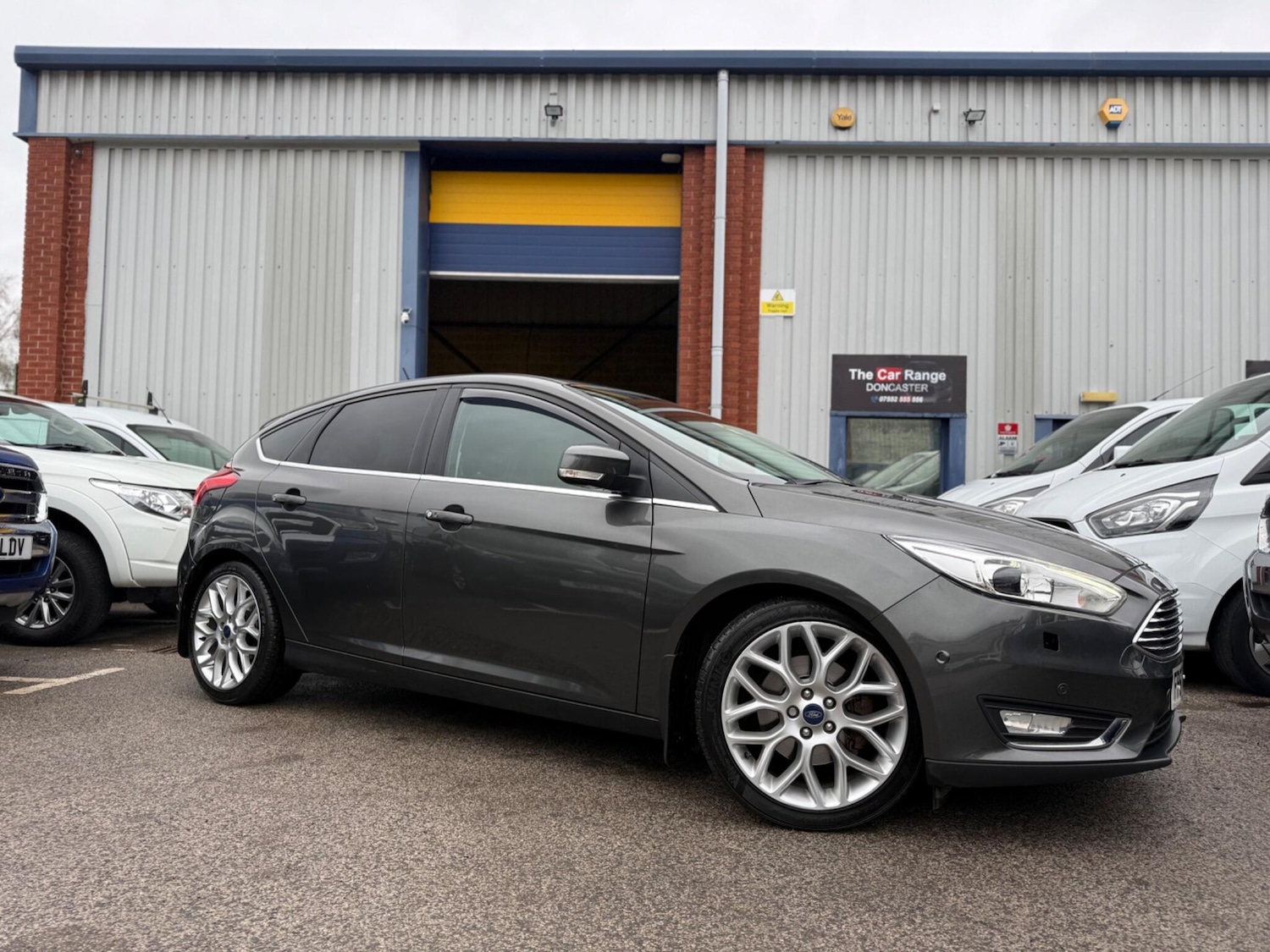 Used Ford Focus 2017 for sale - 76666515: Photo 1