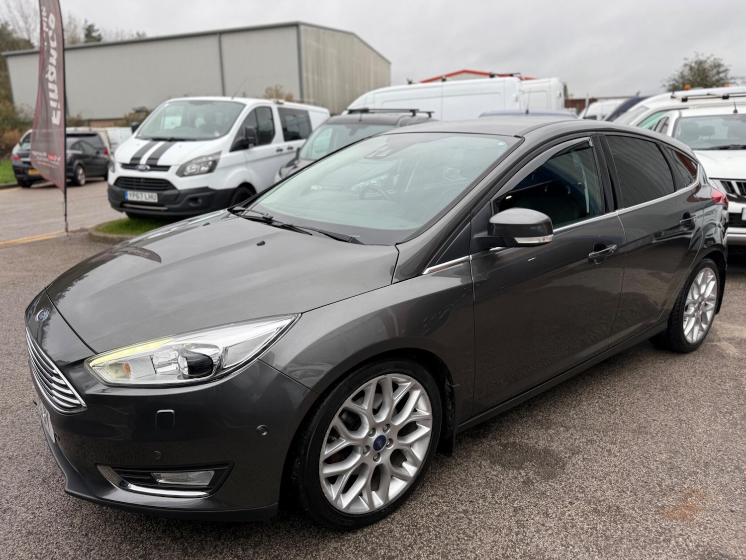 Used Ford Focus 2017 for sale - 76666515: Photo 8