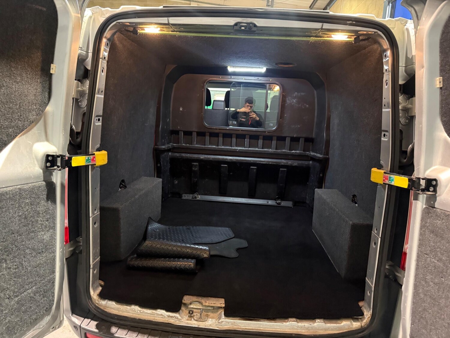 Used Ford Transit Custom for sale - 77682832: Photo 19