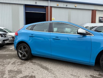 Used Volvo V40 2015 for sale - 75965610: Photo